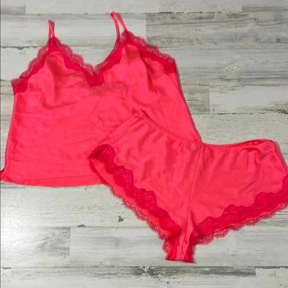 Victoria’s Secret Lace Trimmed Sleep Set Size Large - Picture 1 of 8